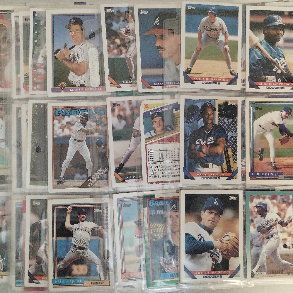 Over 200 Vintage Baseball Trading Card Collection